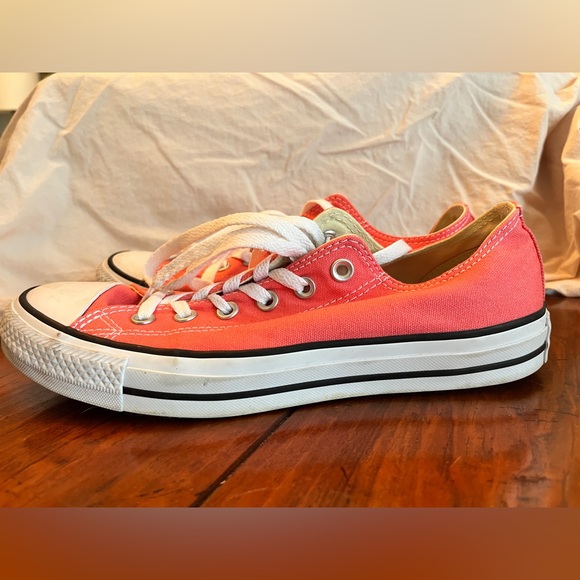 Pink Converse All Star sneakers, women’s 9 - Picture 3 of 4